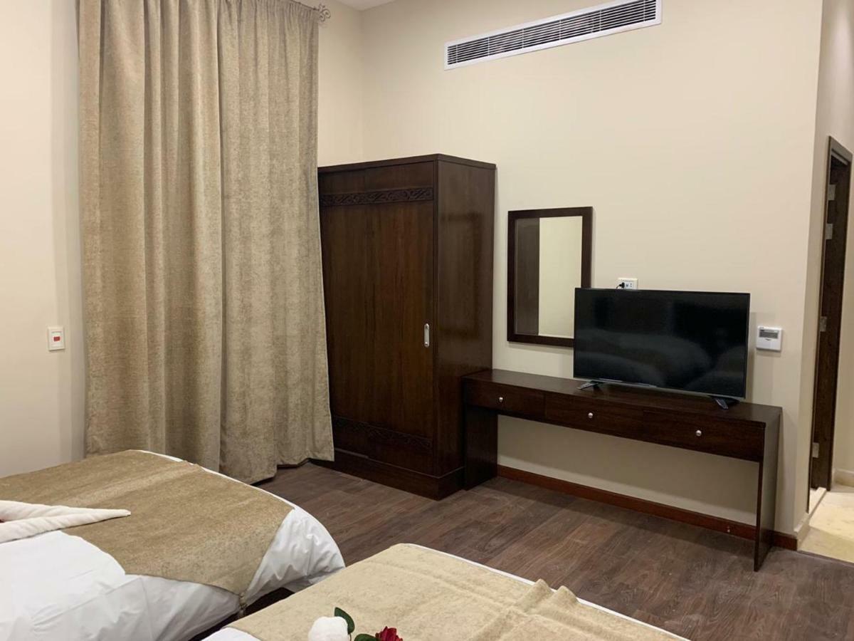 Miramar Talaat Harb Square Hotel Кайро Екстериор снимка