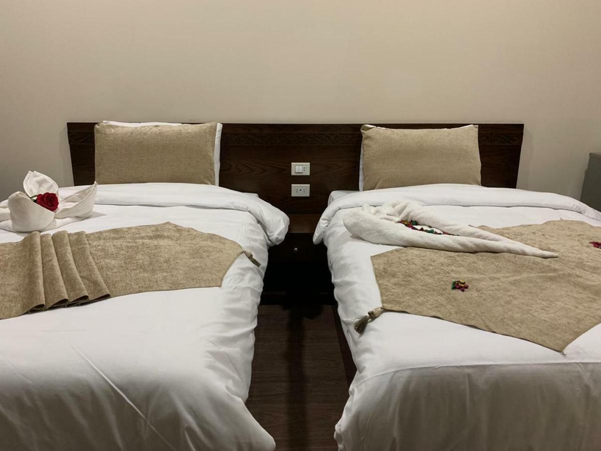 Miramar Talaat Harb Square Hotel Кайро Екстериор снимка