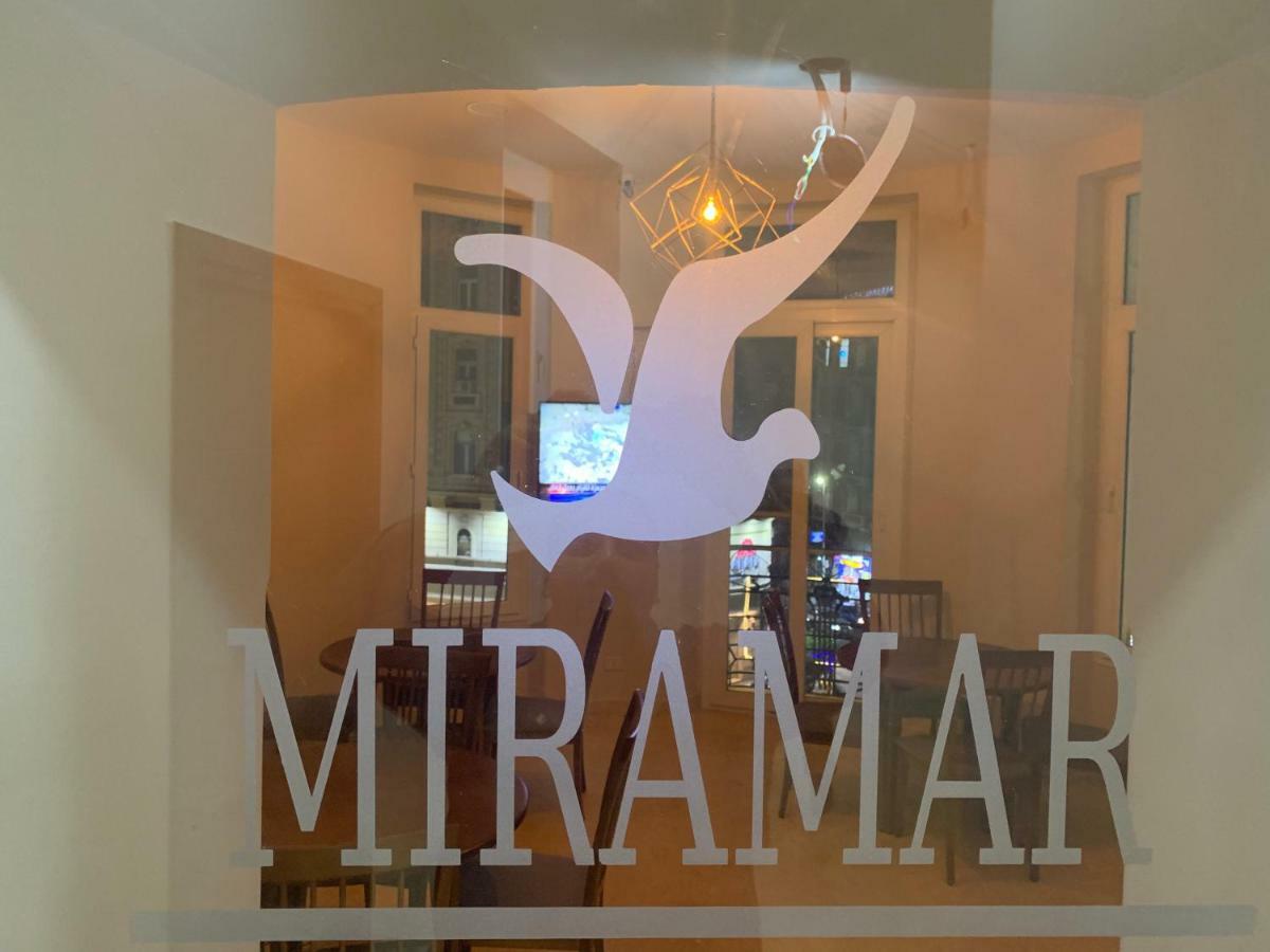 Miramar Talaat Harb Square Hotel Кайро Екстериор снимка