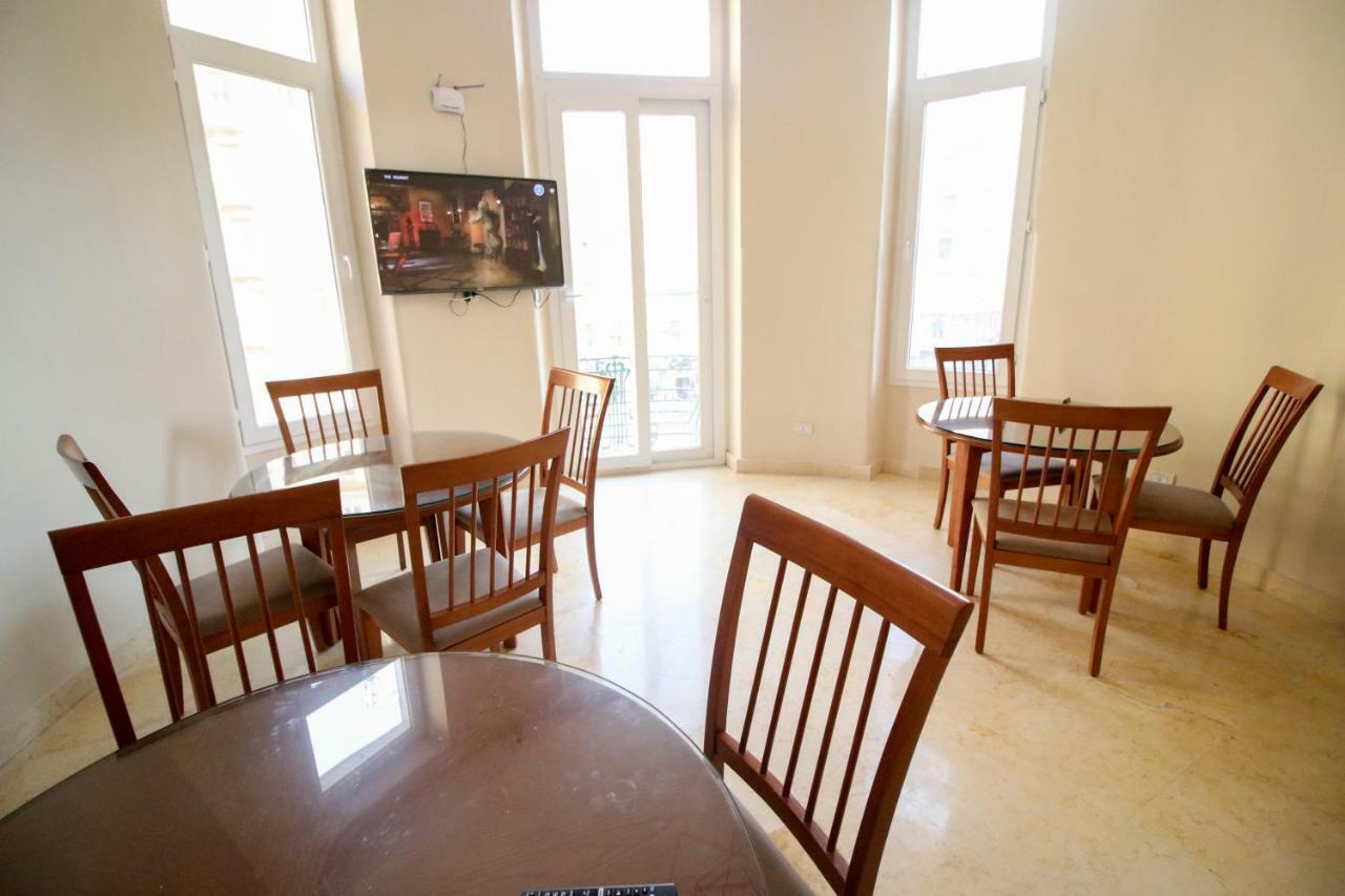 Miramar Talaat Harb Square Hotel Кайро Екстериор снимка